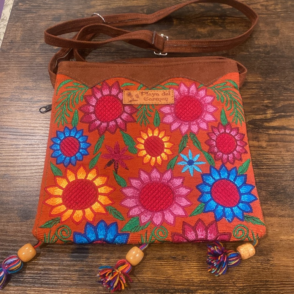 Brand new purse - Picture 2 of 3